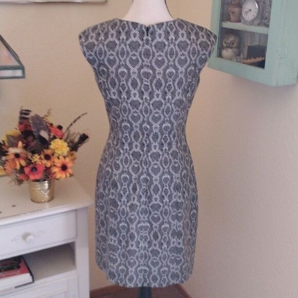 Kay Unger Reptile Inspired Dress - Picture 5 of 11